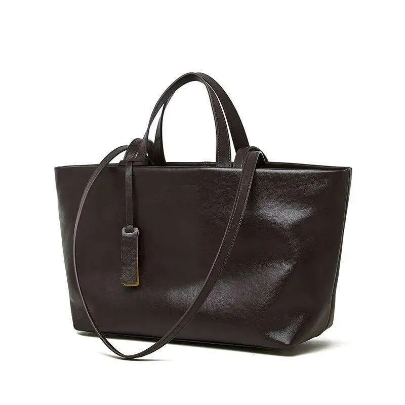 Designer Bags New Women's Armpit One-Shoulder Cowhide Tote Niche Crossbody Retro Soft Leather Large Capacity Bag_voghion.com