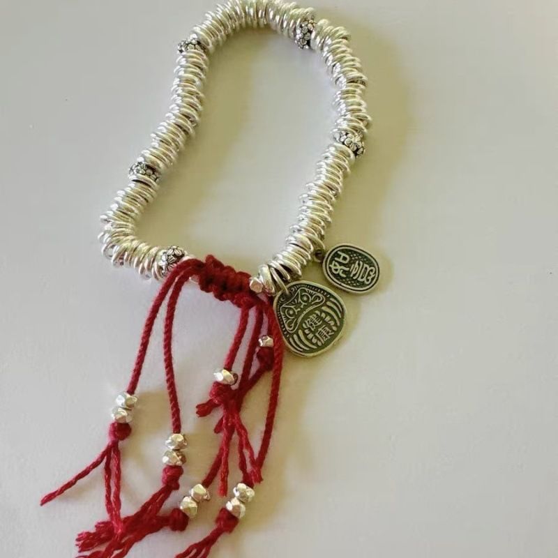 Braccialetto a strati regolabile arrotolato in lega di rame anticato Lucky Ruyi Daruma in filo di cotone con anello in argento e corda da mano_voghion.com