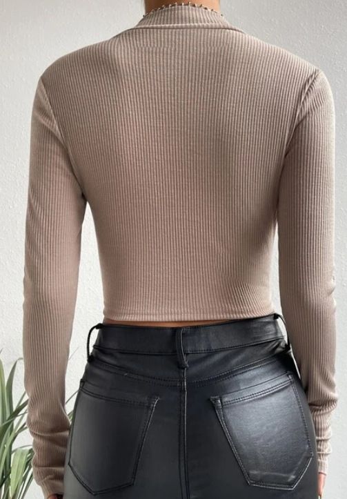 Gestreiftes Strick-T-Shirt für Damen mit halbem Reißverschluss_voghion.com