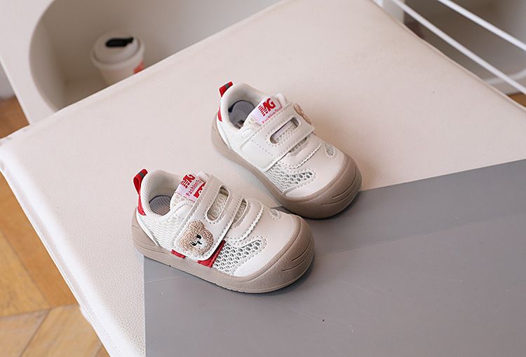 Zapatos para bebés y niños pequeños, novedad de verano 2025, de malla simple, transpirables, con punta cerrada, para niños, con diseño transfronterizo._voghion.com
