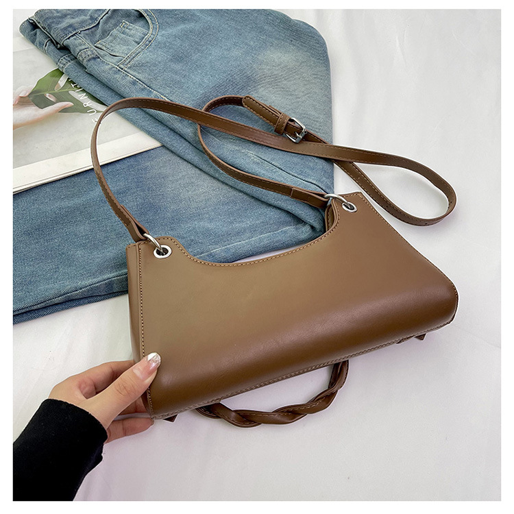 Produttori all'ingrosso 2023 nuova borsa da donna sotto le ascelle tinta unita borsa a tracolla portatile con texture di moda borsa a tracolla portatile dal design di nicchia_voghion.com