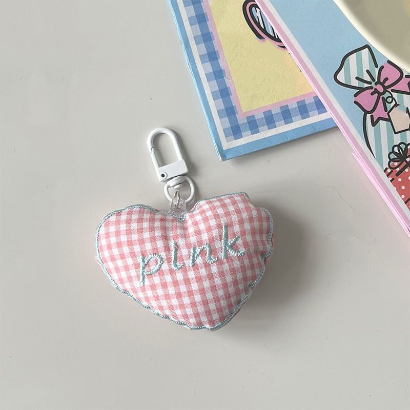 3D Plaid Heart Keychain Backpack Accessory Gift Ornament_voghion.com