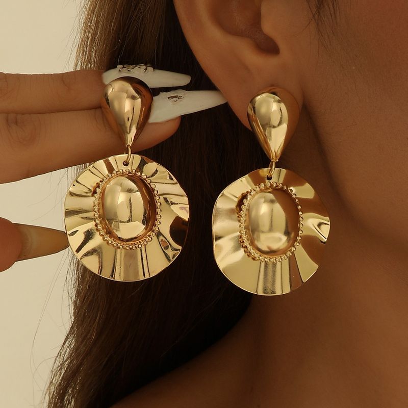 Jewelry Set Gold Jewelry Set Ladies Jewelry Set Exaggerated High-End Sense Fashion Metal Style Gold Glossy Earrings Ins Jewelry Set_voghion.com