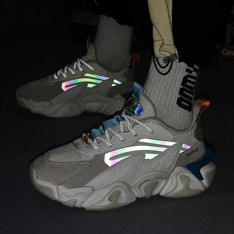Scarpe sportive da uomo firmate personalizzate 2023 Scarpe da ginnastica da uomo Scarpe da corsa luminose con aumento dell'altezza per uomo Scarpe da ginnastica da corsa_voghion.com