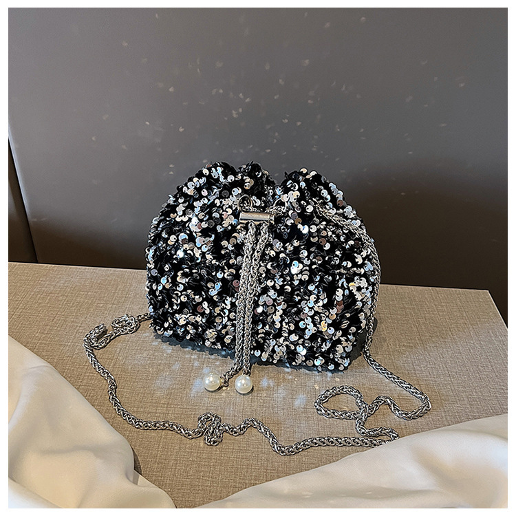 Moekas ja isikupärastatud litrikott naistele 2024. aastal. Uus Korea versioon Bucket Bag Stiilne õlakott Trendikas Crossbody õhtusöögikott_voghion.com