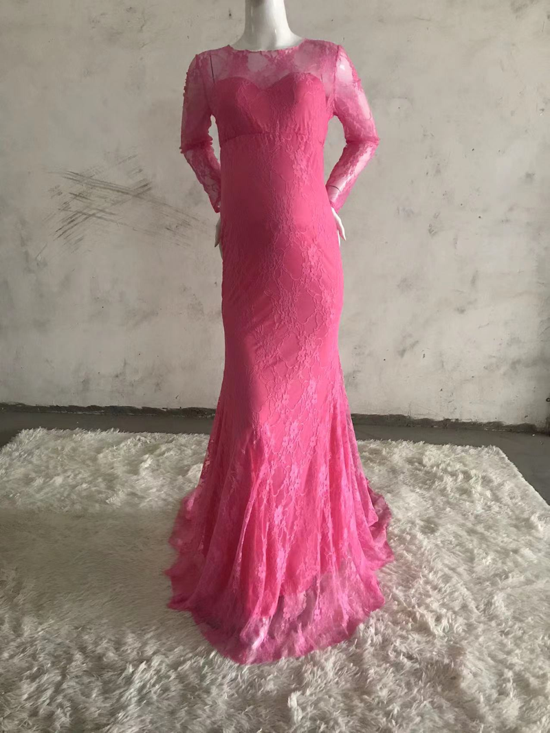 Abito da sera premaman in pizzo con scollo rotondo e strascico, abito lungo da donna_voghion.com