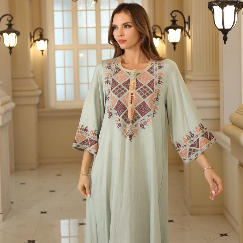 Muslimische Damenbekleidung Abaya Dubai Kleid Besticktes Gewand Abendkleid_voghion.com