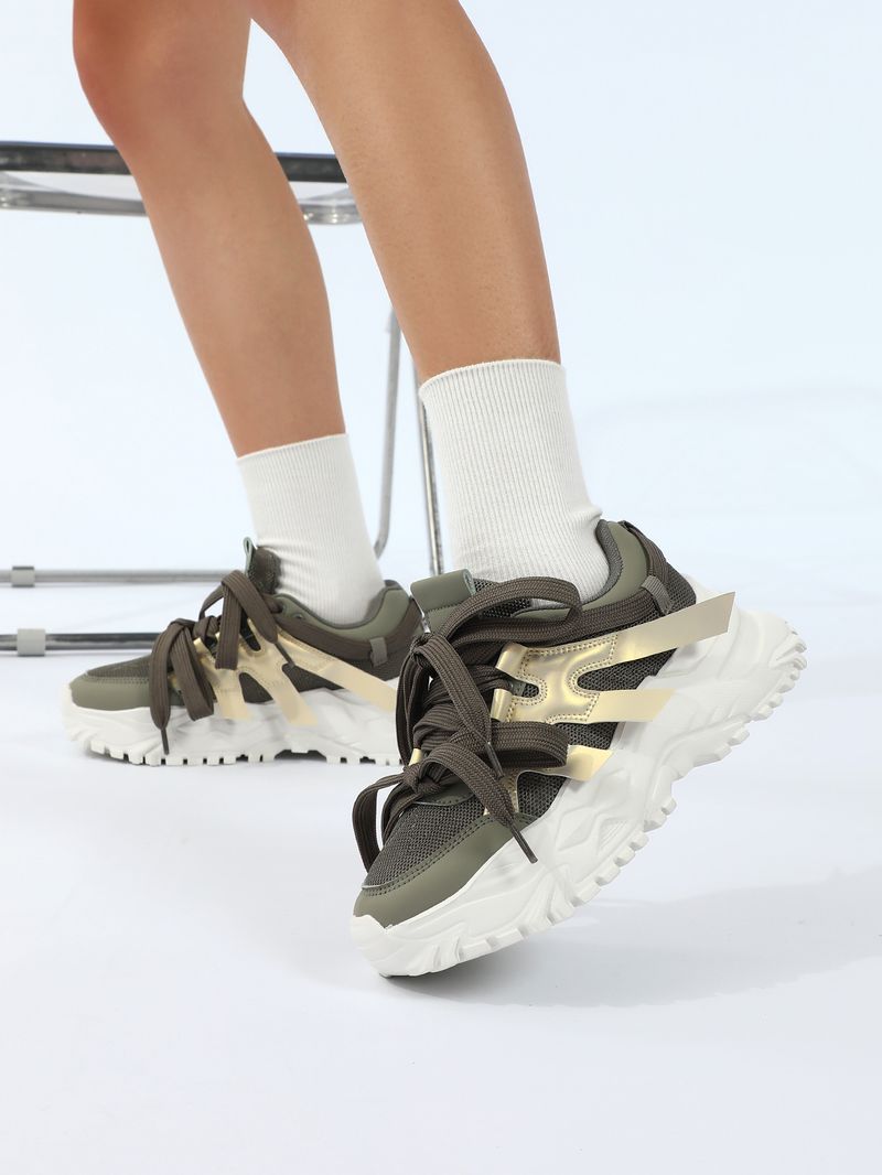 Trendy thick soles increased height, with breathable mesh surface, comfortable casual sports shoes, fashionable_voghion.com