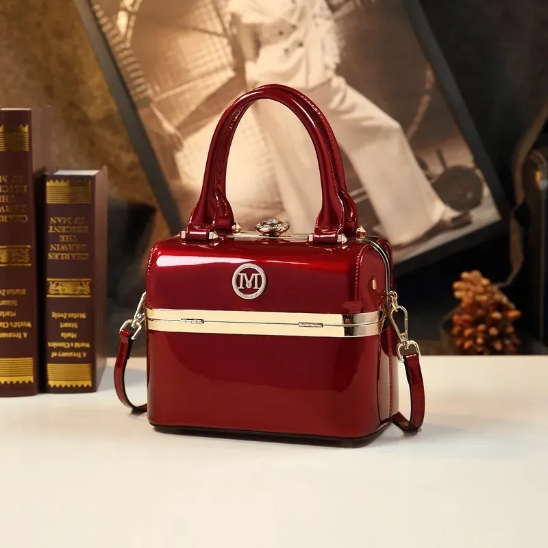 Free Shipping Designer Luxury Personalized New Fashion Box Handbag Patent Leather Women's Single Shoulder Crossbody_voghion.com