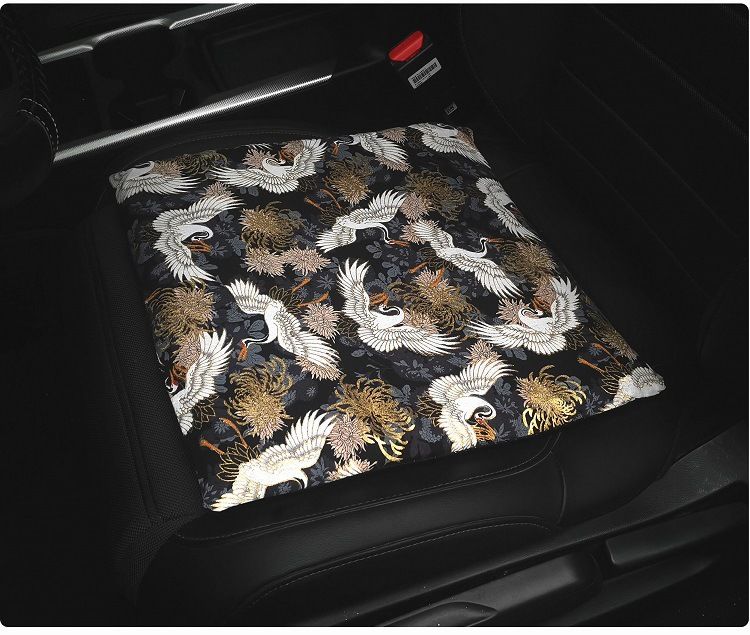 JDM China-Chic Car Ice Silk Summer All Seasons General Gel Silicone Breathable Ventilation Seat Cool Cushion_voghion.com