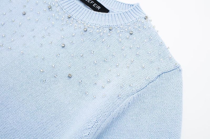 Camicia lavorata a maglia con perline e gioielli, stile estivo 2024, da donna_voghion.com