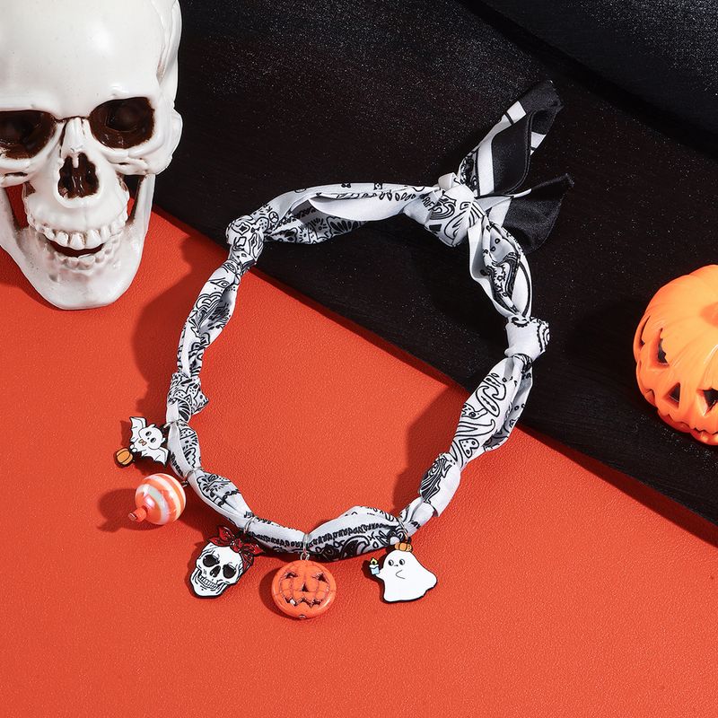 Collana con sciarpa di seta Collana con sciarpa di seta di lusso leggera e versatile con più ciondoli di perle di alta qualità_voghion.com
