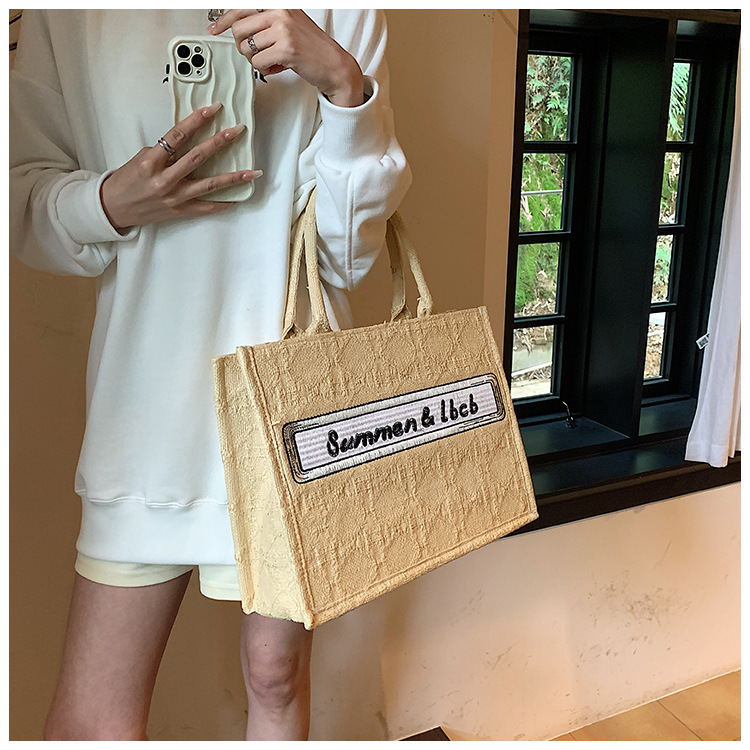 Baigou Wholesale Bag Women 2023 New European and American Trend Portable Canvas Bag Large Capacity Embroidered Alphabet Tote Bag_voghion.com