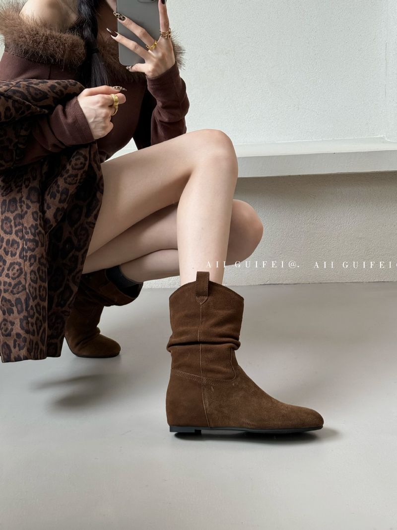 2025 Autumn Winter Melard Short For Women With Internal Height Increase, New Round Toe Wide Tube Double Ear Pile Boots,_voghion.com