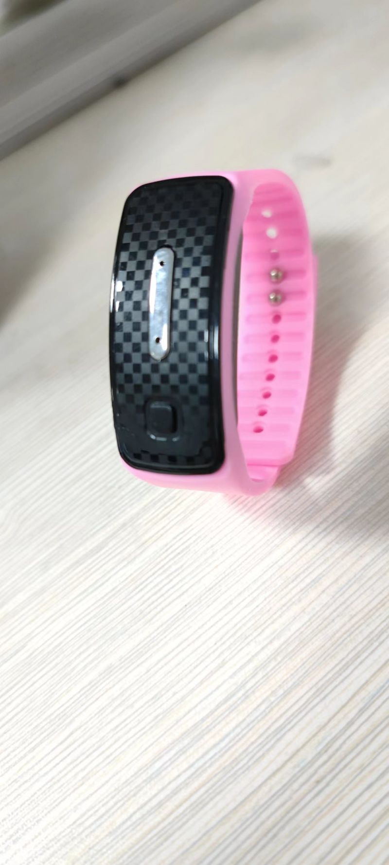 M30 New Summer Electronic Ultrasonic Mosquito Repellent Smart Outdoor Mosquito-Repelling Silicone Bracelet_voghion.com
