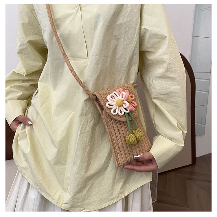 Nuovo squisito intreccio floreale alla moda per telefono cellulare versatile occidentale 2024 da donna con senso avanzato e alla moda_voghion.com