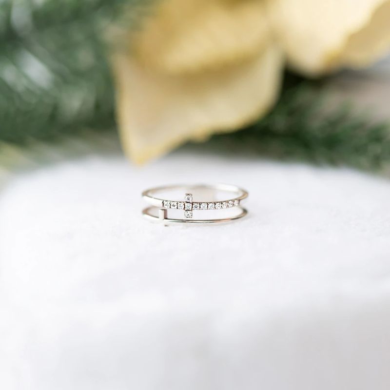 Women's Jewelry Double Cross Cubic Zirconia Ring In Sterling Silver Minimalist Elegant Stackable Band For Everyday Wear Sizes 5-10_voghion.com