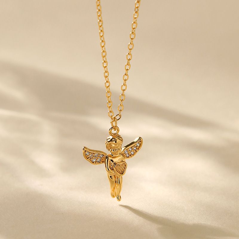 Cadena de clavícula de estilo lujoso y ligero con forma de abanico de oro real K bañado en cobre que se puede apilar y usar con un collar de amor de moda con diseño de concha_voghion.com