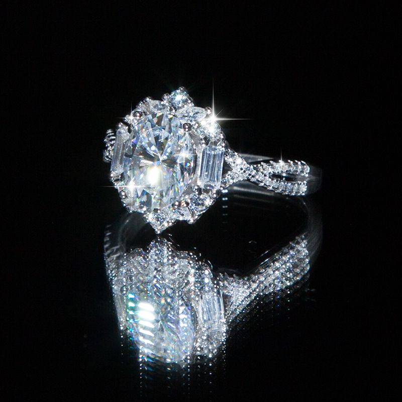 Yingyu Jewelry Two Carat Moissanite Proposal Noble Luxurious High-end Feel Sterling Silver Ring_voghion.com
