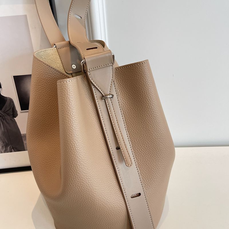 Retro Kleine Einfarbige Leder Schulter Taschen Für Frauen Designer Mode Eimer Taschen Weibliche Handtaschen Unterarm Tasche_voghion.com