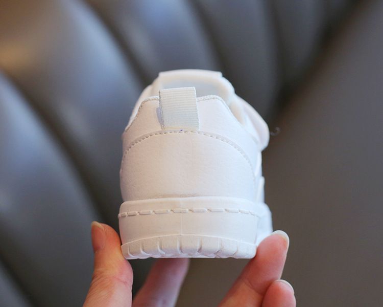 Nuove scarpe sportive per ragazze, scarpe da tavola casual antiscivolo per ragazzi, scarpe per bambini con suola morbida_voghion.com