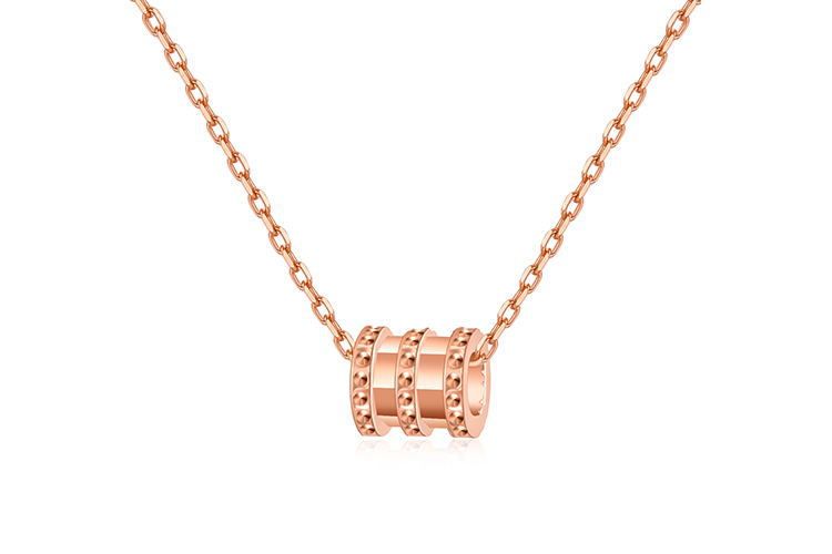 New style small waist necklace female ins fashion pendant temperament versatile clavicle chain anti fading necklace_voghion.com