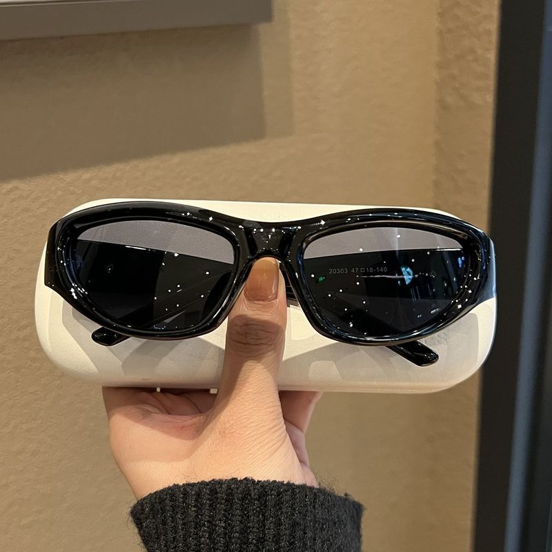 Polarized Wrap Around Sport Sunglasses For Men Women_voghion.com