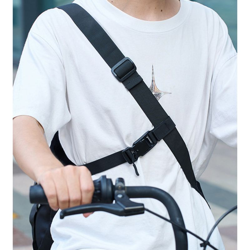 Outdoor bag with three-point auxiliary stability belt, magnetic suction buckle, diagonal cross bag, riding motorcycle_voghion.com