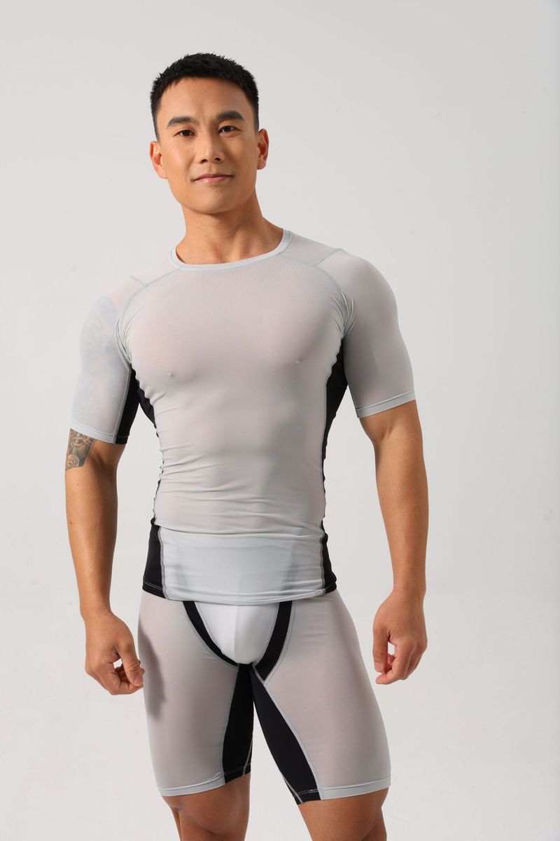 Abbigliamento da uomo, collant fitness color carne, comodi e super elasticizzati_voghion.com