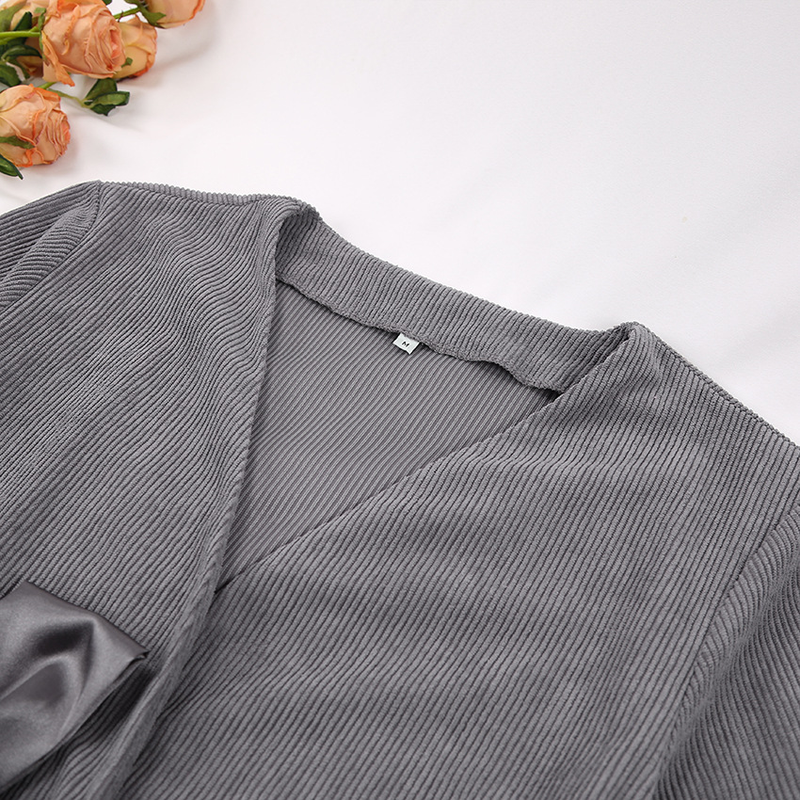 Damenbekleidung, modische Neckholder-Hose, Schnürrobe, dreiteiliger Pit-Samt-Thermo-Pyjama_voghion.com