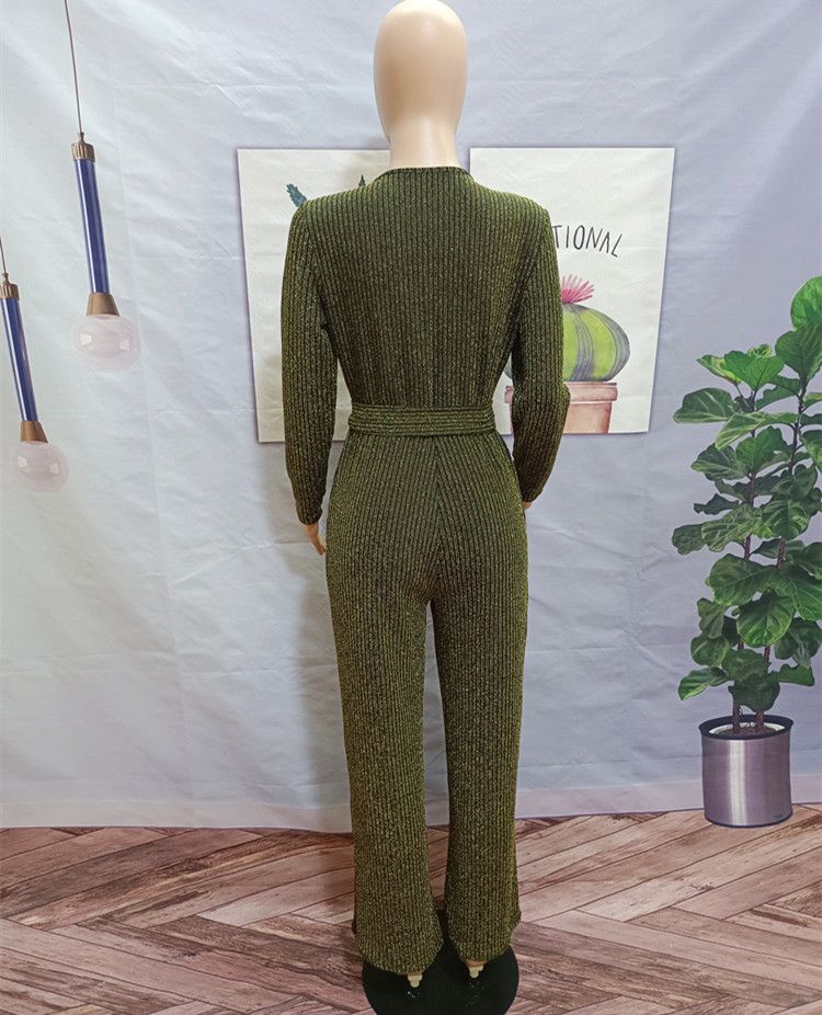 Roupas femininas macacão de seda dourada e prateada com pernas largas e decote em V profundo e reto brilhante_voghion.com