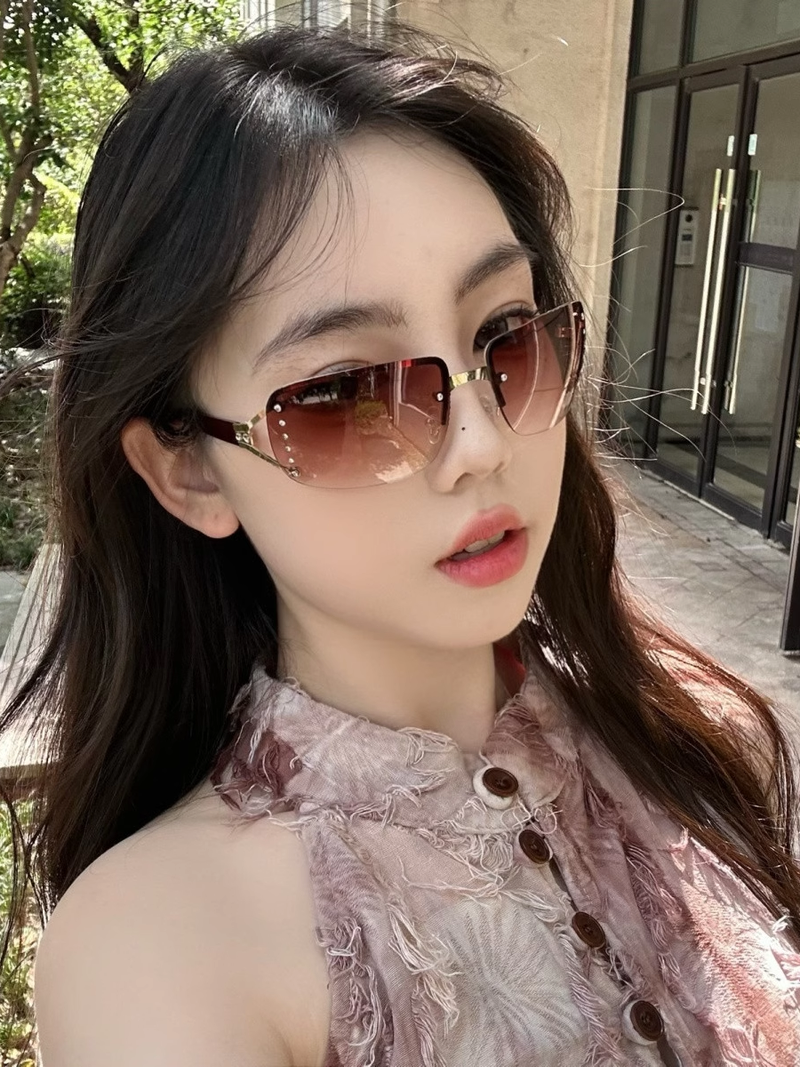 LazyZoom, occhiali da sole da donna in stile retrò europeo e americano con montatura quadrata, stile Millennium Gyaru, stile futuristico_voghion.com