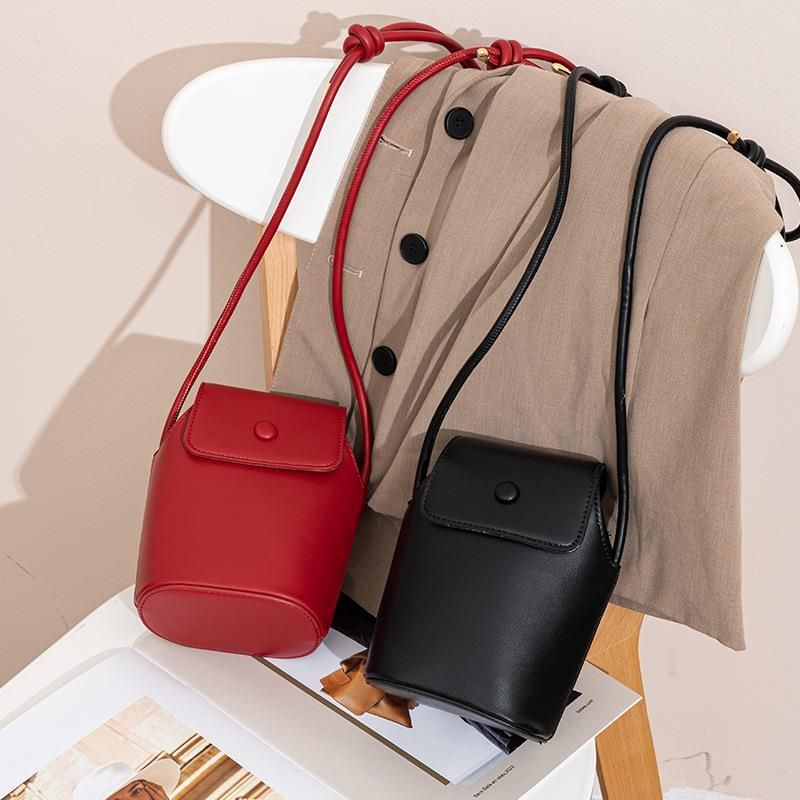 Borsa a tracolla di alta qualità in PU per telefono, versione coreana, da donna, modello secchiello, 2025_voghion.com