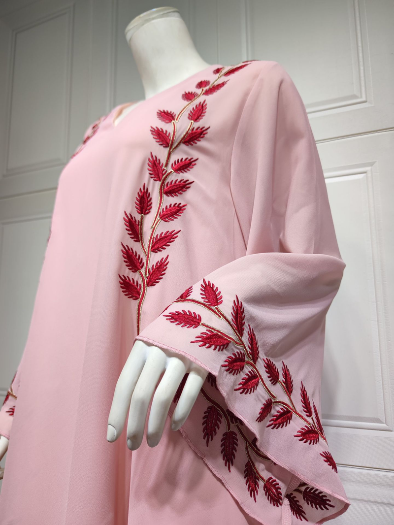 Damenmode Street Chiffon langes muslimisches besticktes rosafarbenes Rundhalskleid mit Hijab_voghion.com