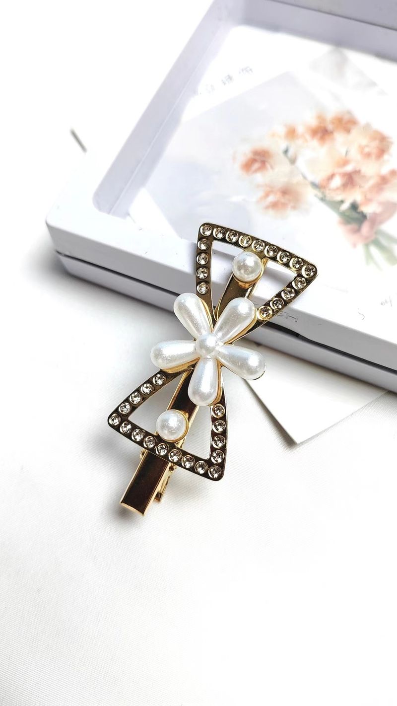 Fermagli per capelli versatili semplici con fiocco a forma di cuore a forma di becco d'anatra con strass di perle alla moda, fasce per capelli con fermagli laterali_voghion.com