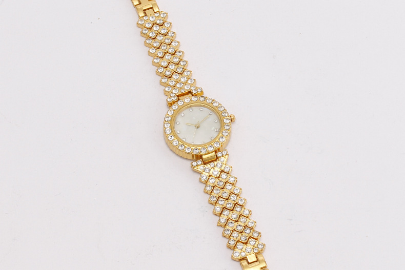 Full Diamond Fashion Inlaid Shell Face Women's Watch Bracelet Model_voghion.com
