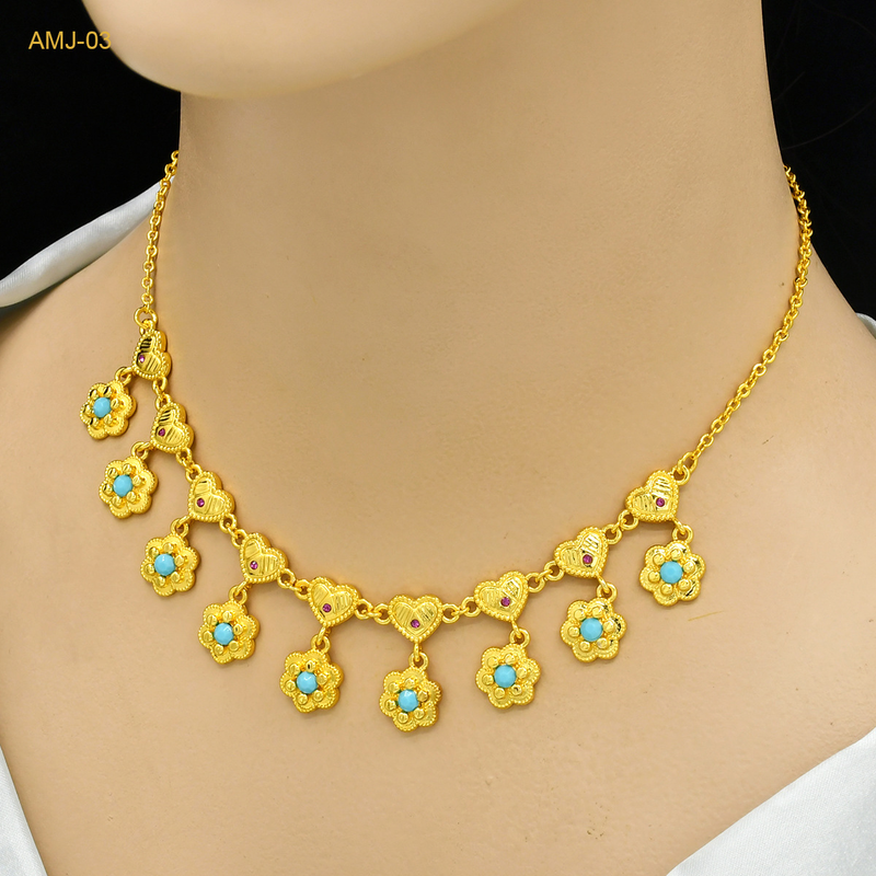 Collana con pendente in zircone da sposa placcato oro Dubai Xinjiang, produttore di collane di gioielli da donna di vendita calda transfrontaliera all'ingrosso_voghion.com