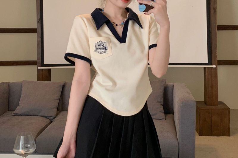 Ženska poletna majica s kontrastnimi rokavi in polo ovratnikom, ohlapna kroja, nišna in elegantna kratka majica_voghion.com