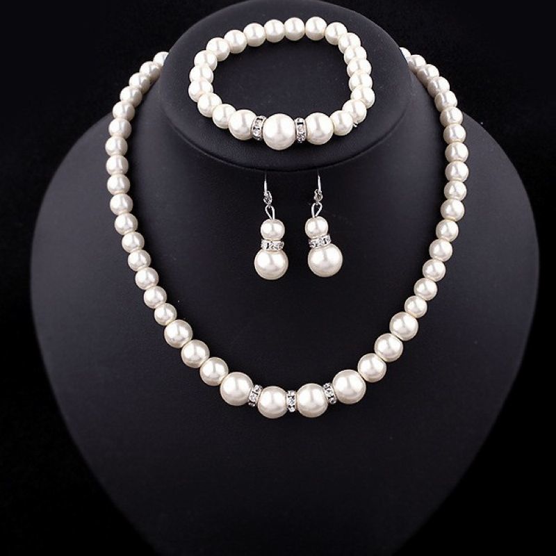 Boeket Nieuwe Bruidstrui Halsketting Kit Diamanten bezaaide Parelketting Oornagel Armband Set_voghion.com