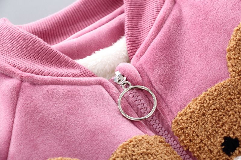 Abbigliamento per bambini 2025 Nuovo stile per bambini e bambine, più abito in velluto spesso a tre pezzi, abbigliamento per bambini, giacca da ragazzo, stile abito alla moda_voghion.com