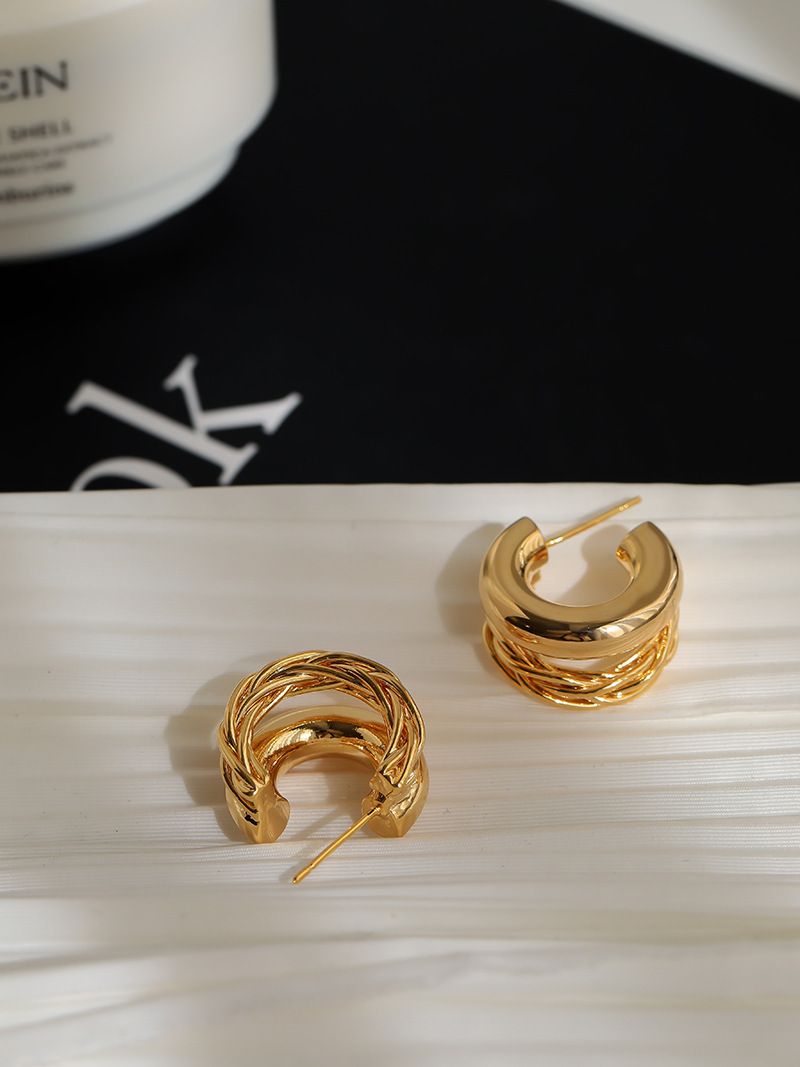 Orecchini a forma di C di alta qualità per donna, orecchini di design di nicchia, accessori per orecchie Yiwu_voghion.com