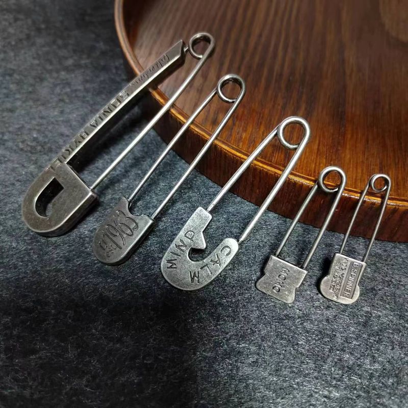 JM Silver Light Gray Series Coat Hat Sweater Shawl Hole Shoes Pin_voghion.com