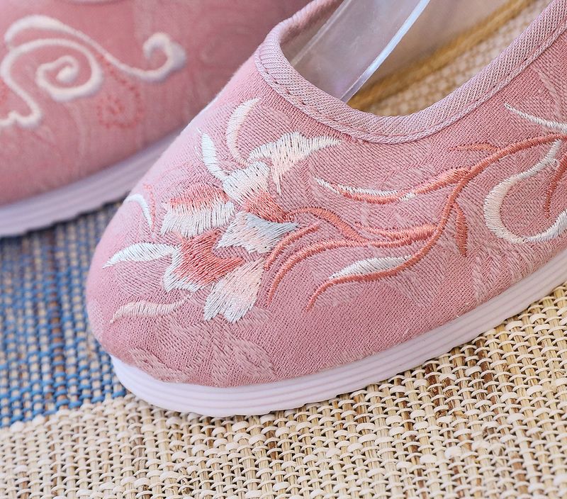 Abito antico da ballo in lana con testa rotonda Hanfu, stile cinese, stile Guofeng, da donna, con scarpe in stoffa ricamate._voghion.com