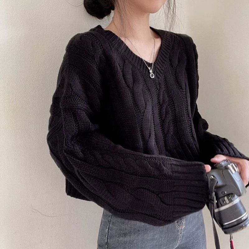 Fried Dough Twists dicker Nadelpullover mit V-Ausschnitt, kurze Damen 2024 Herbst und Winter, koreanischer Chic, fauler Langarmpullover_voghion.com