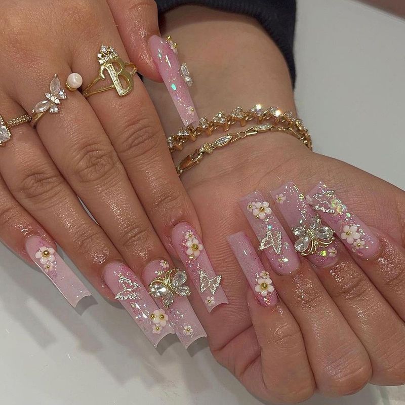 Unghie finte con toppa super lunga scintillante esplosiva con fiore rosa dolce e farfalla_voghion.com