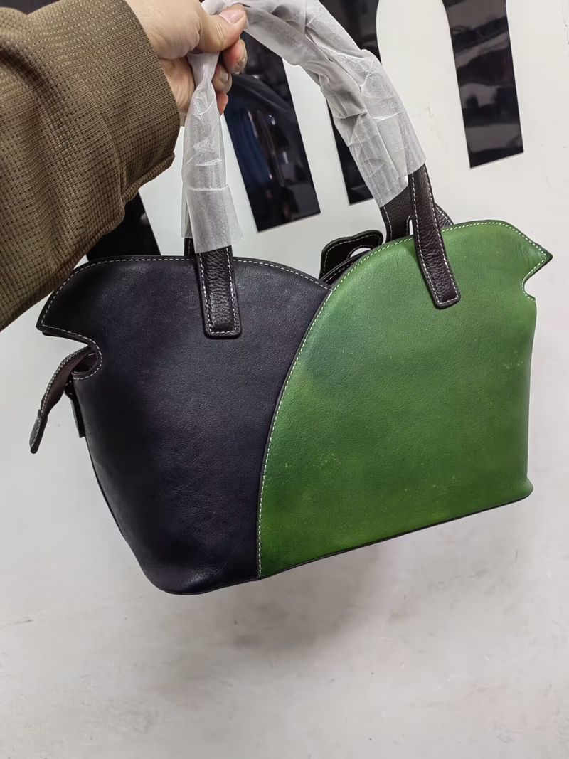 Handmade genuine leather women's handbag, casual large bag, fashionable embossed top layer cowhide single shoulder_voghion.com