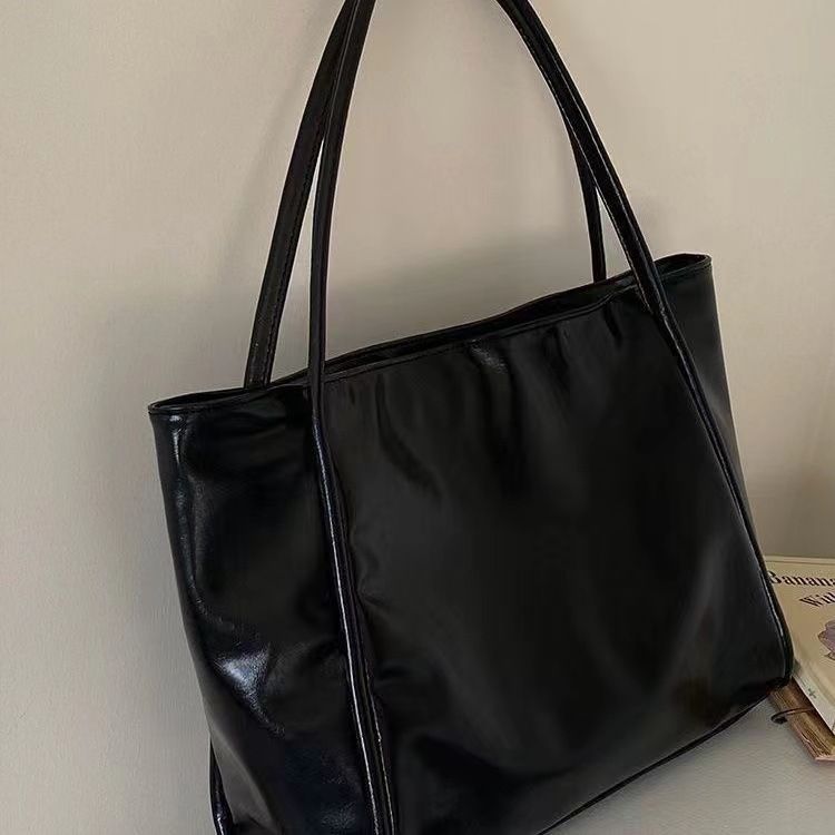 Textured large capacity bag shoulder bag computer handbag versatile underarm bag new mommy bag square tote bag_voghion.com