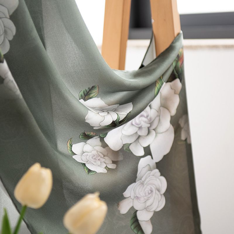 Seta di gelso, Sciarpa di seta, Collezione Versatile Primavera/Estate 2024 da donna con stampa di inchiostro e bambù a rasatura lunga, Scialle di protezione solare,_voghion.com