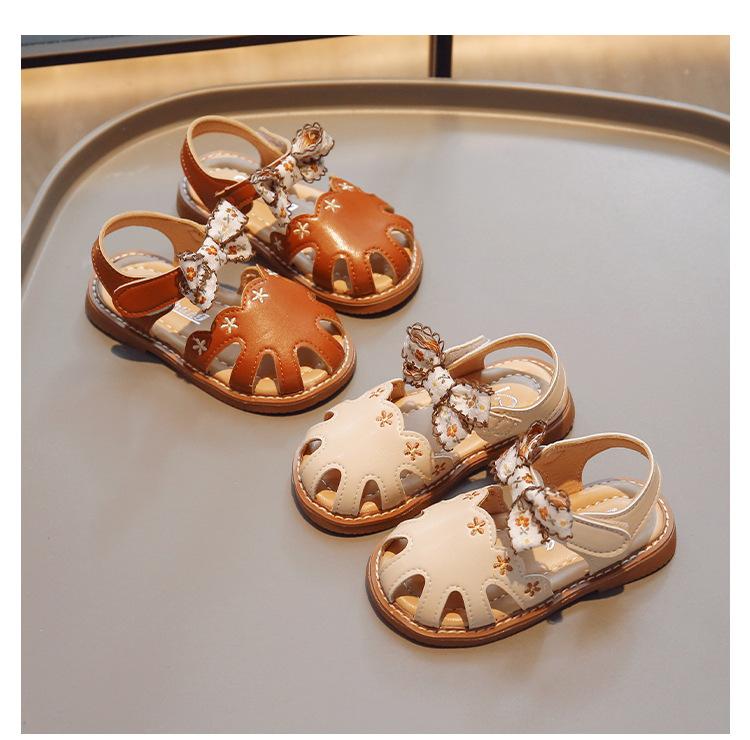 Mädchen Sandalen Prinzessin Baotou 2023 Sommer Neue aushöhlen Chinesischen Stil Gestickte Weiche Sohle Mode Koreanische Ausgabe_voghion.com