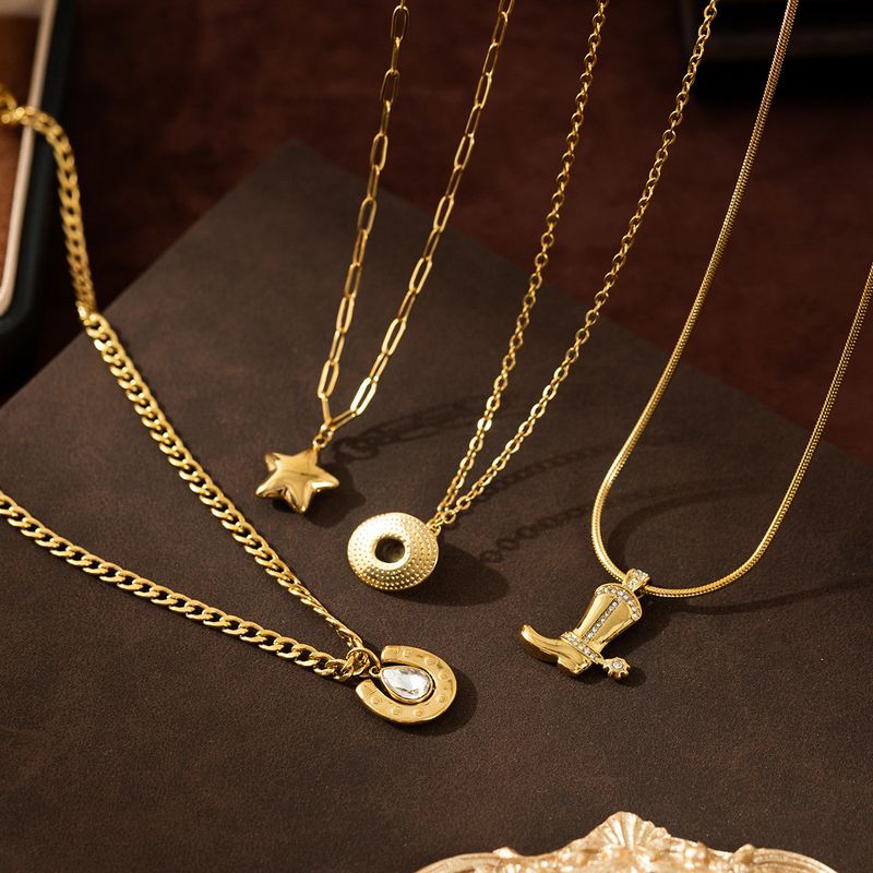 Schmuck für Herren und Damen – Halskette aus Edelstahl im Western-Stil mit Cowboystiefelhut, Hufeisen und Stern, vakuumplattiert, 18 Karat Gold_voghion.com